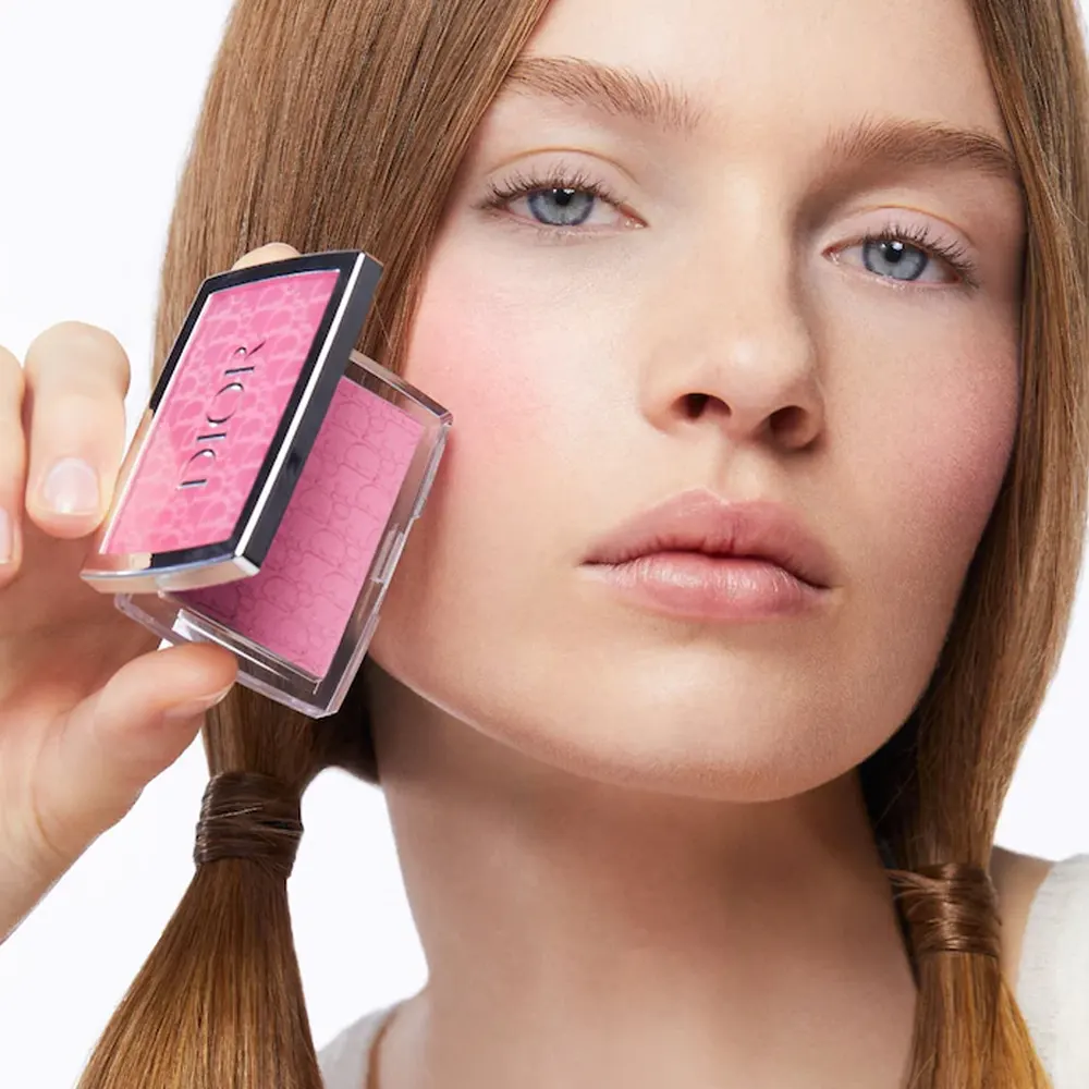 رژگونه دیور مدل Rosy Glow 2